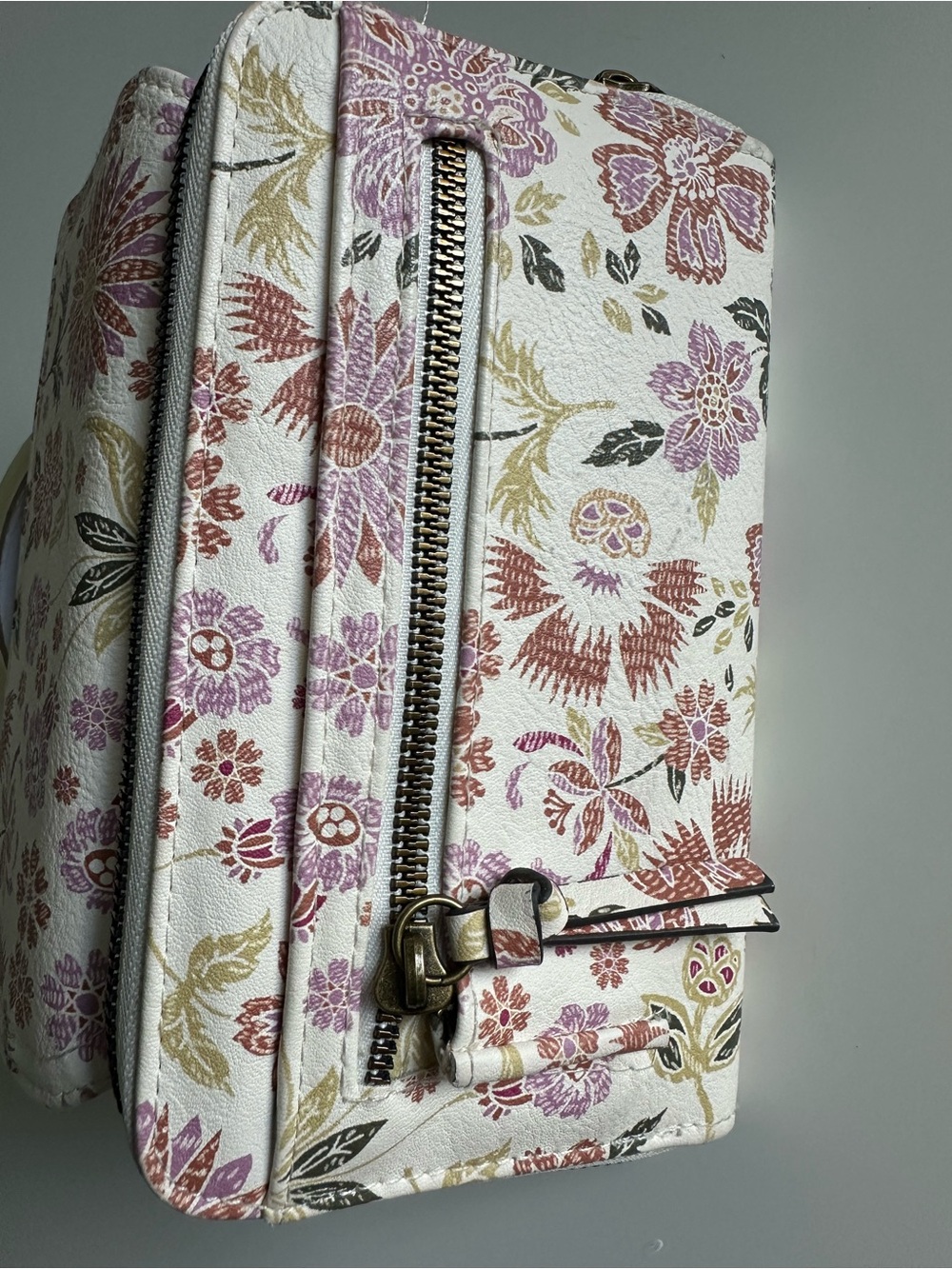 Safe Keeper Floral Print Bifold Wallet | RFID Blocking | Card Slots | Zip Coin - Picture 7 of 13
